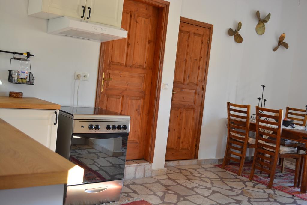 Villa P&M House à Meyísti Extérieur photo