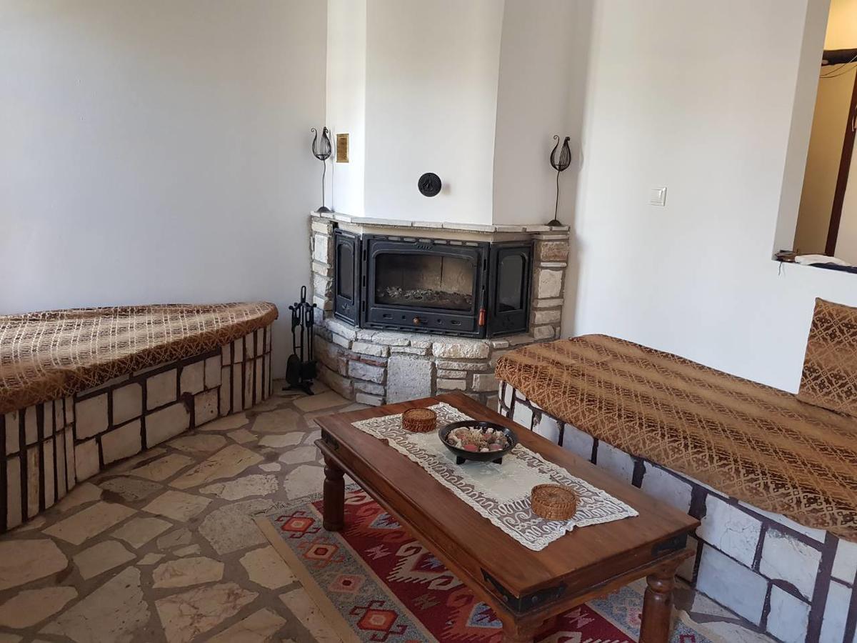 Villa P&M House à Meyísti Extérieur photo